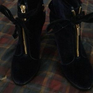 Shoe Dazzle New Suede High Heeled Boots